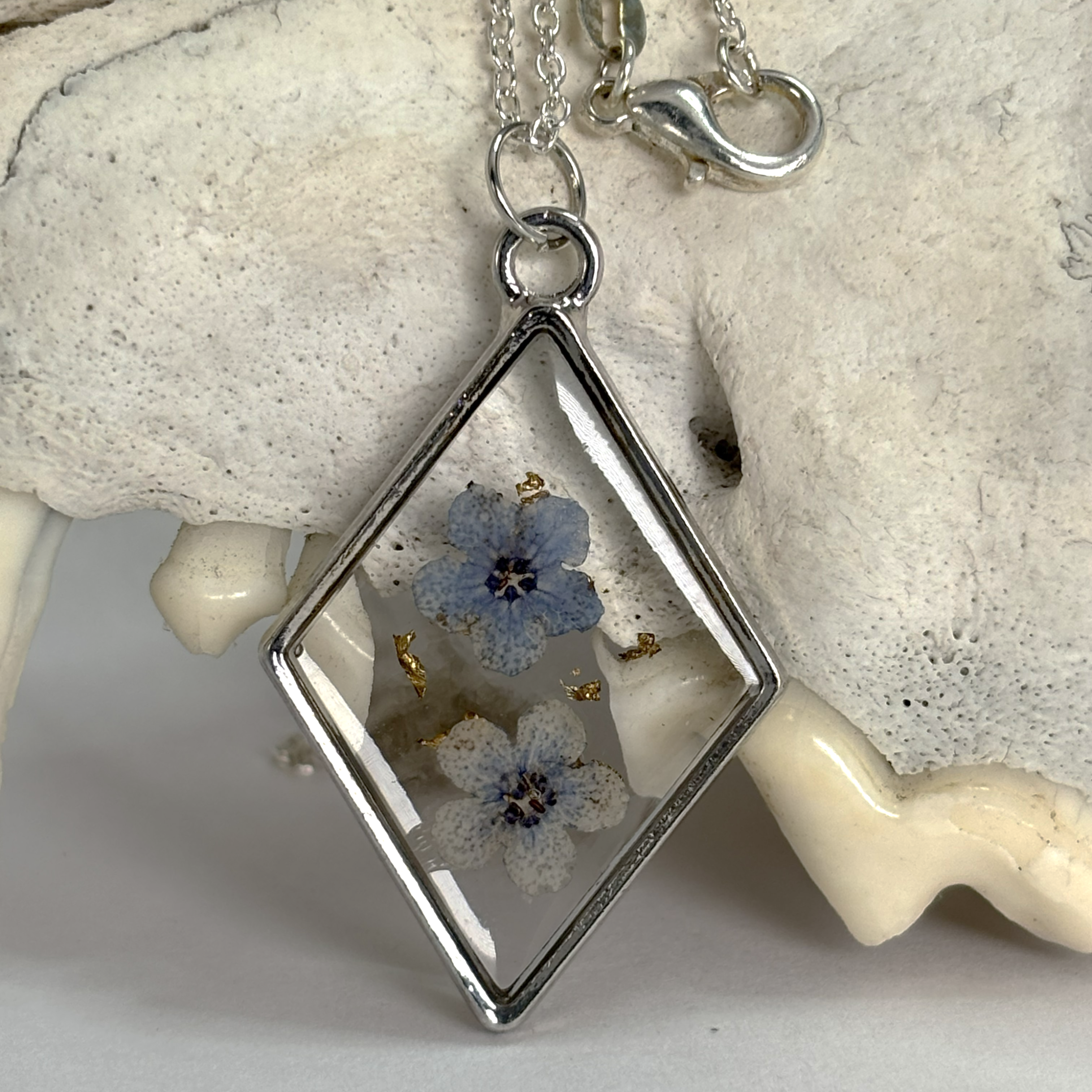 Forget-me-nots with gold leaf necklace